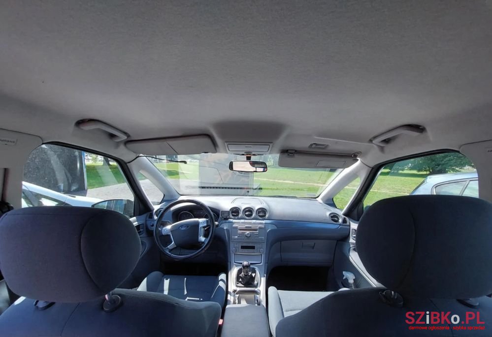 2007' Ford S-Max 2.0 Trend photo #3