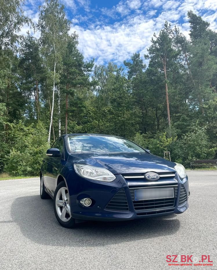 2011' Ford Focus 1.6 Edition photo #1