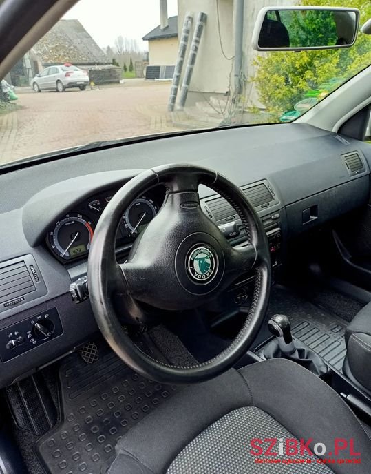 2006' Skoda Fabia photo #6