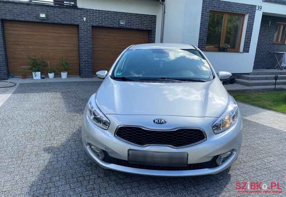 2012' Kia Ceed photo #4