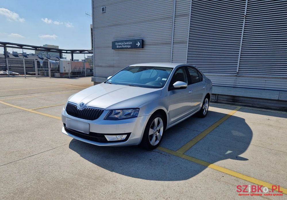 2015' Skoda Octavia 1.4 Tsi Ambition photo #5