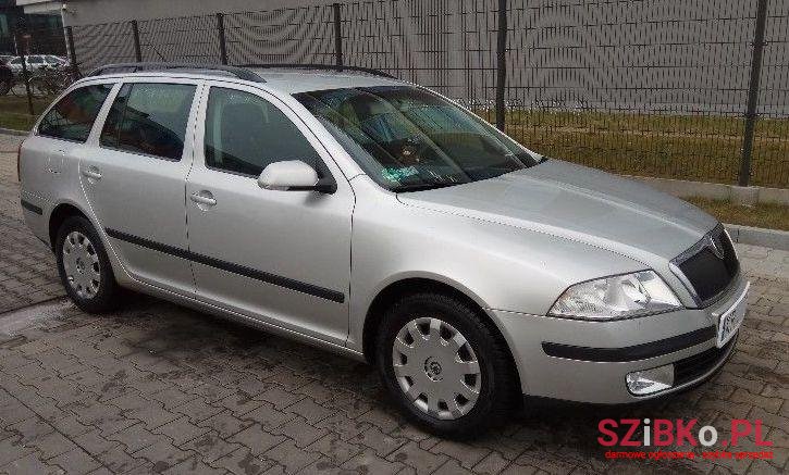 2005' Skoda Octavia photo #1