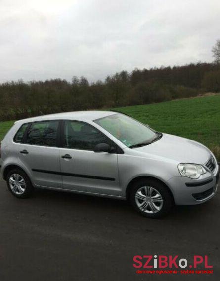 2006' Volkswagen Polo photo #1