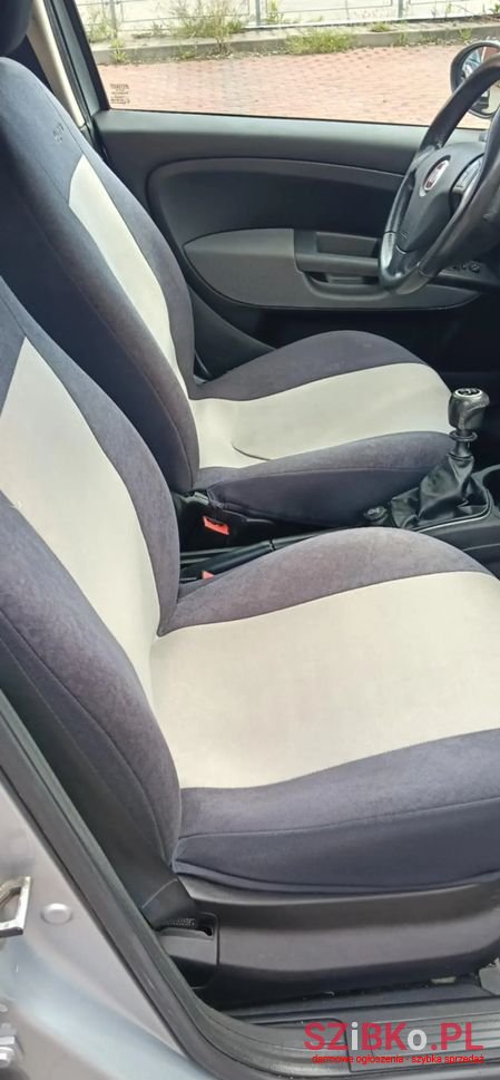 2009' Fiat Punto 1.2 8V Classic photo #6