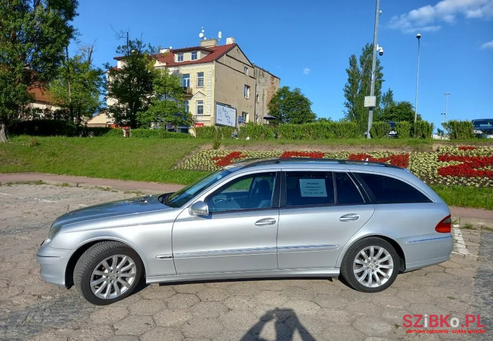 2007' Mercedes-Benz Klasa E photo #2