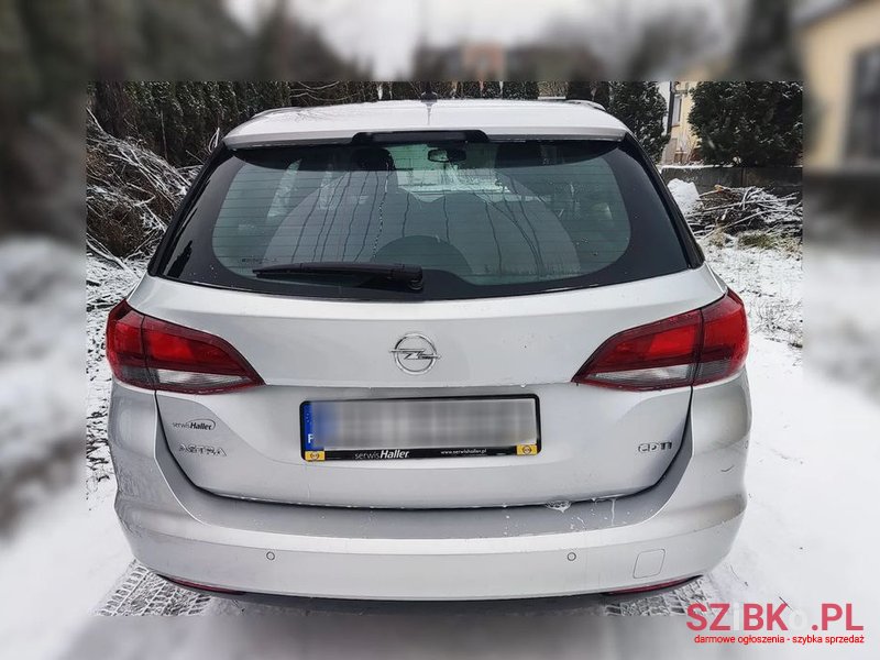 2018' Opel Astra Enjoy photo #3