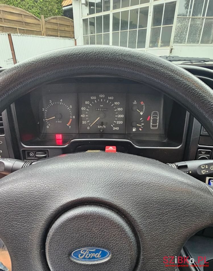 1993' Ford Scorpio photo #2