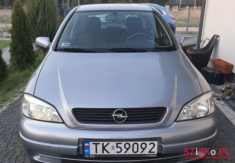 2004' Opel Astra photo #1