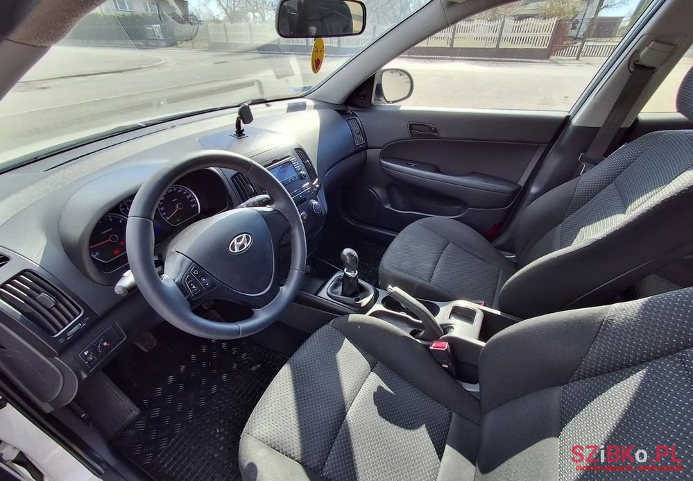 2012' Hyundai i30 1.4 Base photo #6