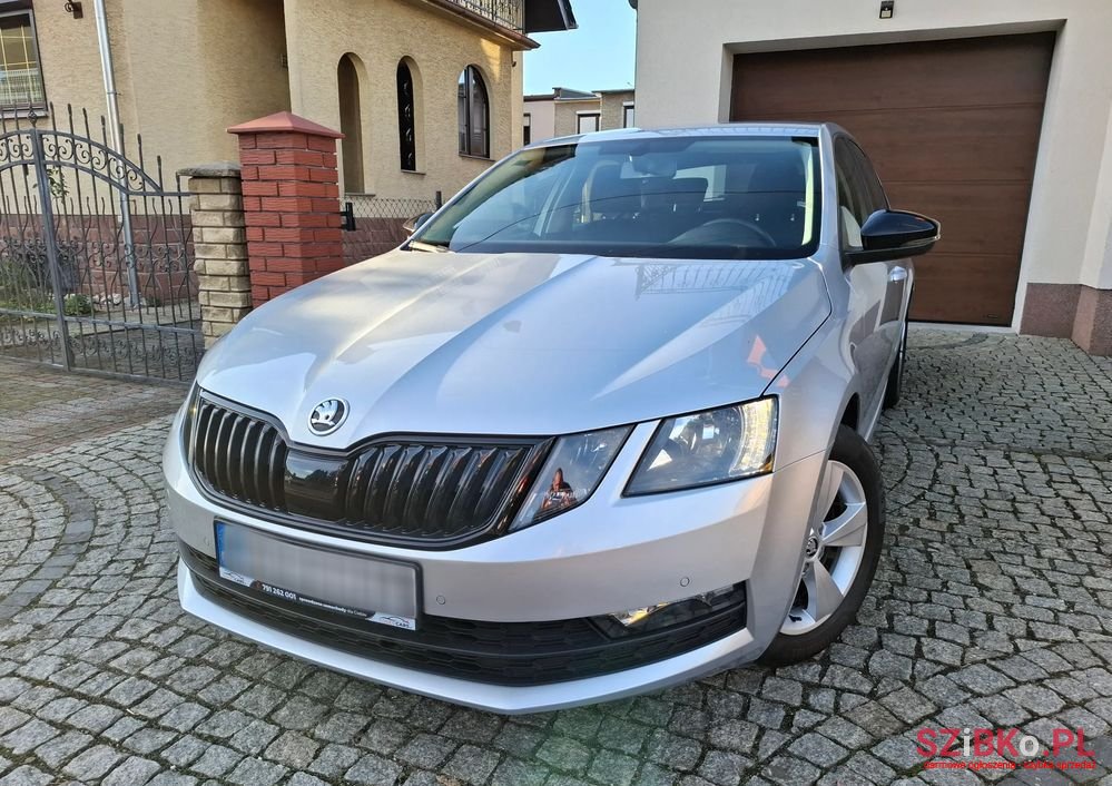 2019' Skoda Octavia photo #2