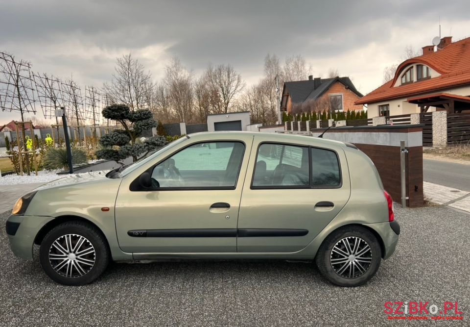 2002' Renault Clio photo #4
