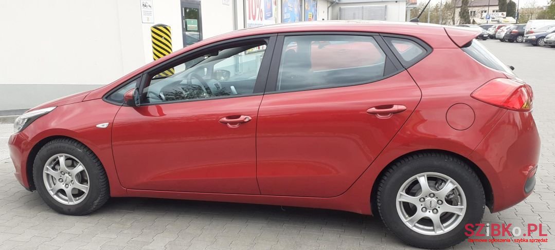 2012' Kia Ceed photo #5