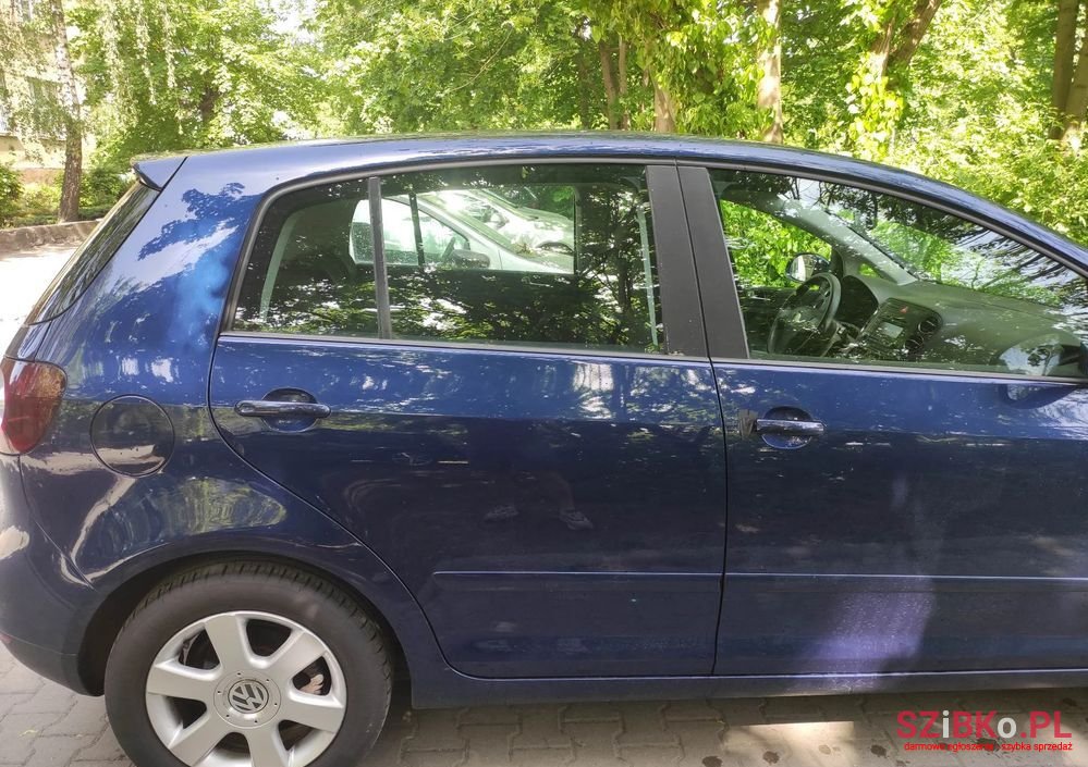 2005' Volkswagen Golf Plus photo #4