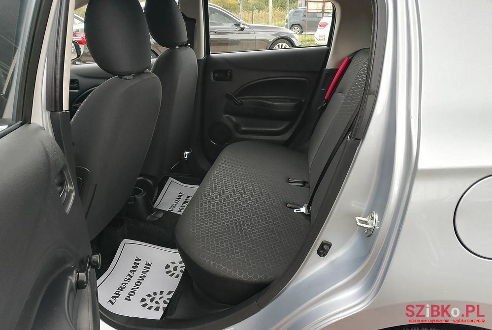 2015' Mitsubishi Space Star 1.0 Inform photo #6