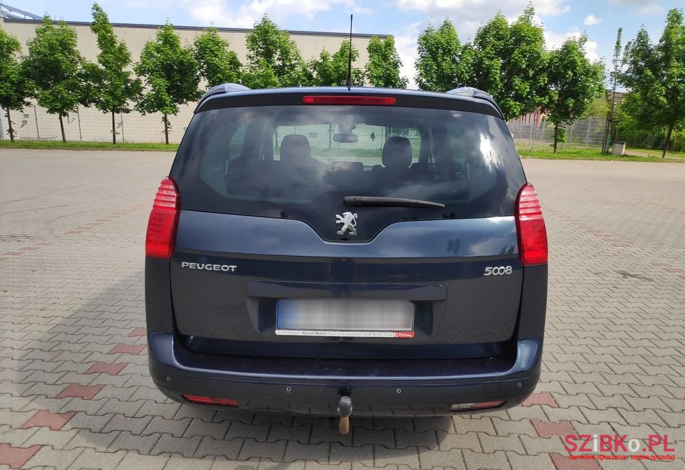 2011' Peugeot 5008 1.6 Thp Family photo #6