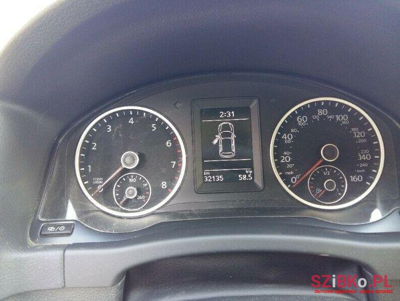 2016' Volkswagen Tiguan photo #4