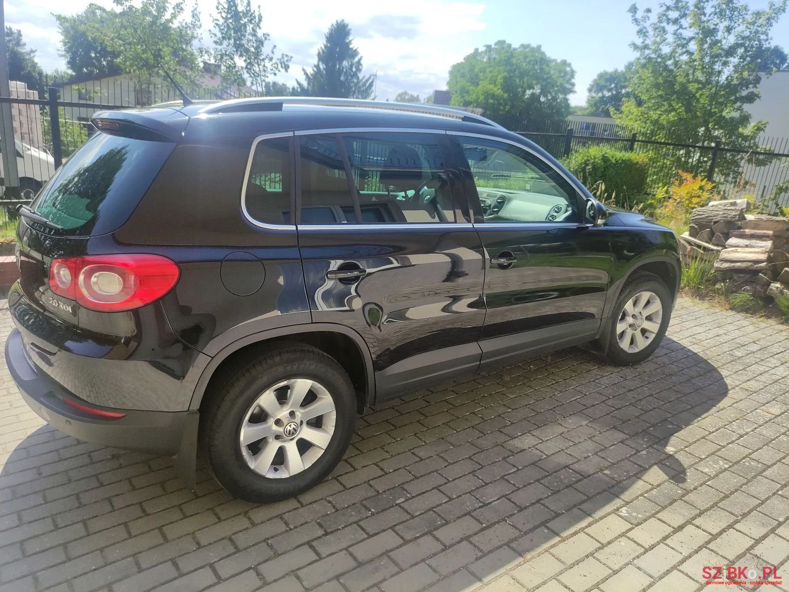 2009' Volkswagen Tiguan photo #4