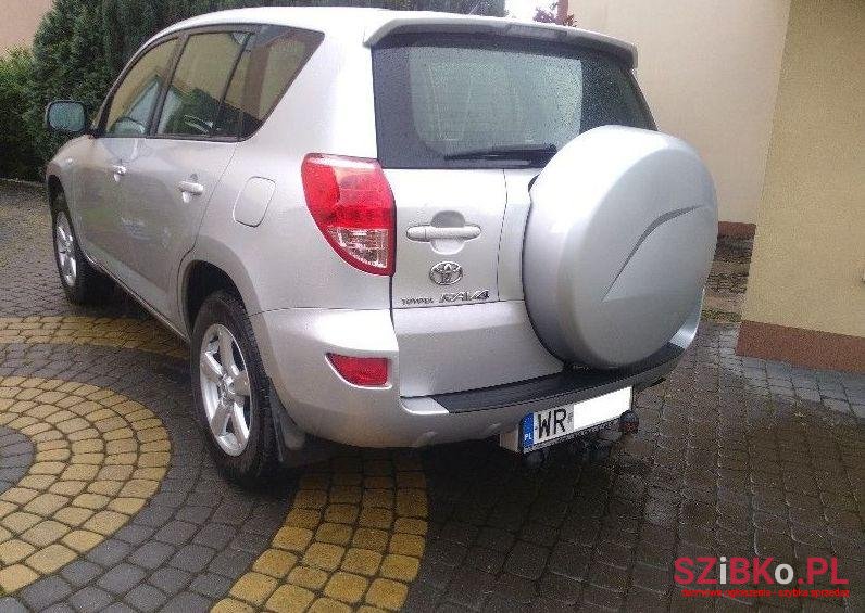 2006' Toyota Rav-4 photo #2