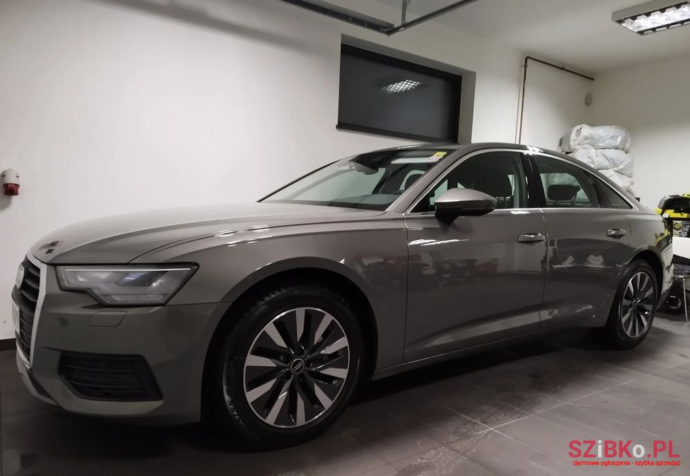 2022' Audi A6 S Tronic photo #1