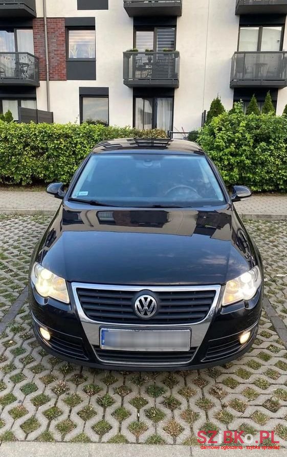 2006' Volkswagen Passat photo #6