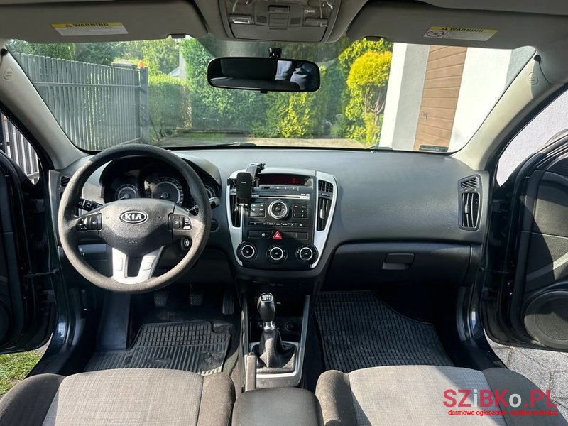 2009' Kia Pro Ceed 1.6 Crdi Comfort + photo #4