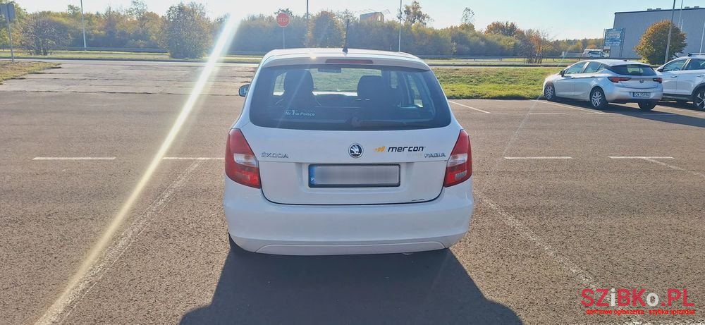 2013' Skoda Fabia photo #5