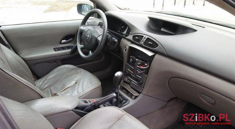 2001' Renault Laguna photo #2