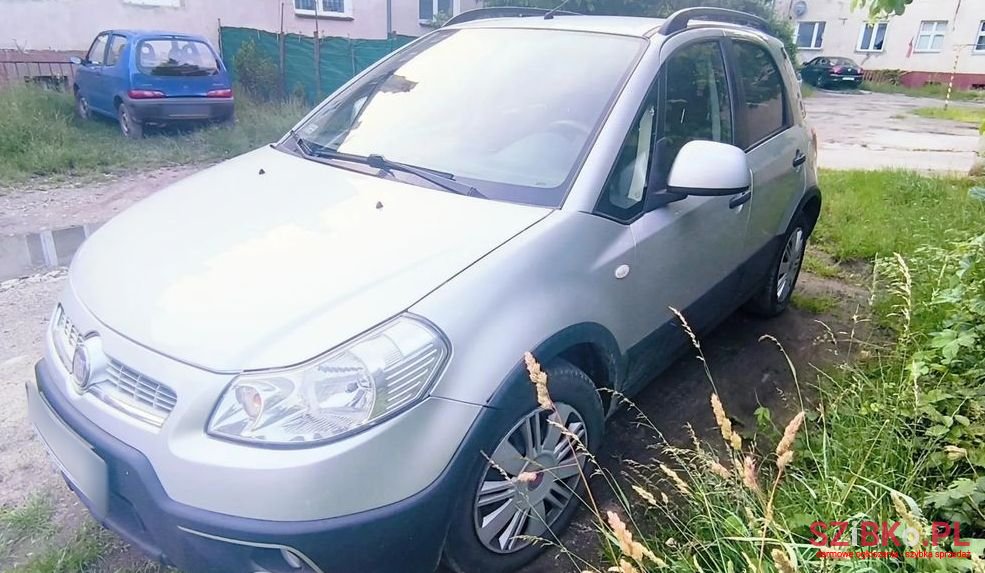 2011' Fiat Sedici 1.6 16V 4X2 Fresh photo #3