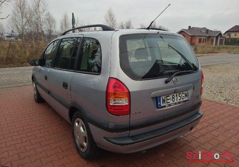 2001' Opel Zafira photo #1