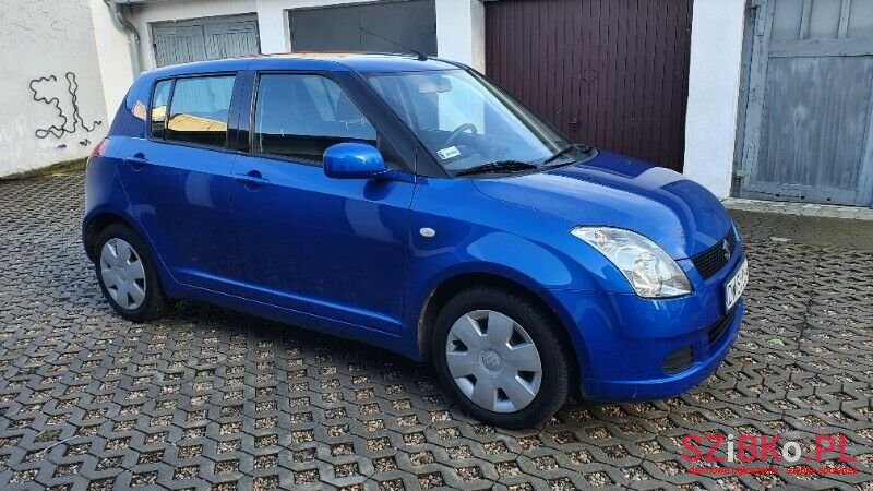 2007' Suzuki Swift photo #2