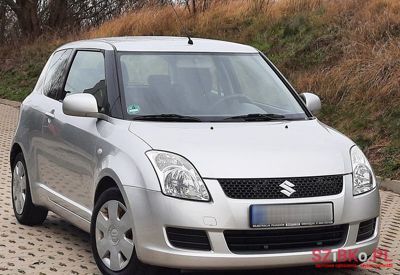 2009' Suzuki Swift photo #1