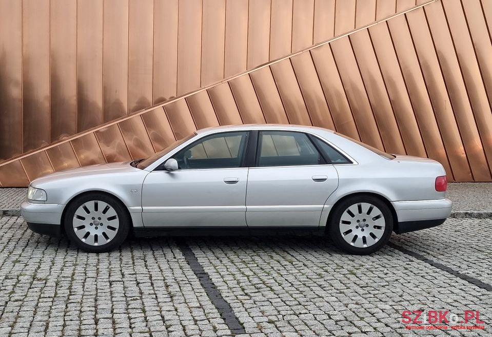 1999' Audi A8 photo #3