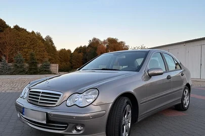 2006' Mercedes-Benz C-Class