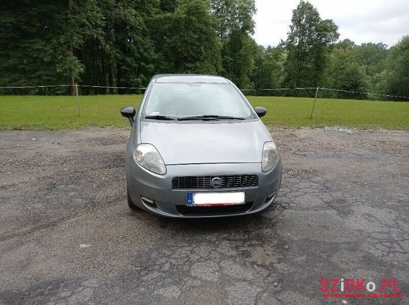 2006' Fiat Punto photo #2