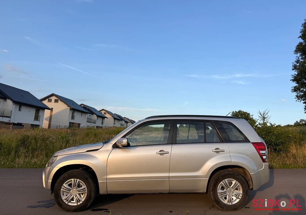 2009' Suzuki Grand Vitara 2.0 photo #4