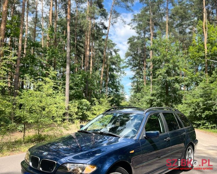 2003' BMW 3 Series 318I Touring photo #1