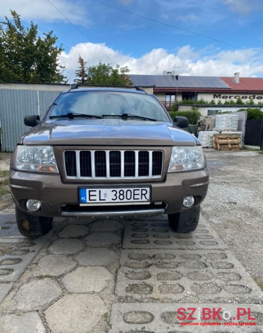 2003' Jeep Grand Cherokee photo #2