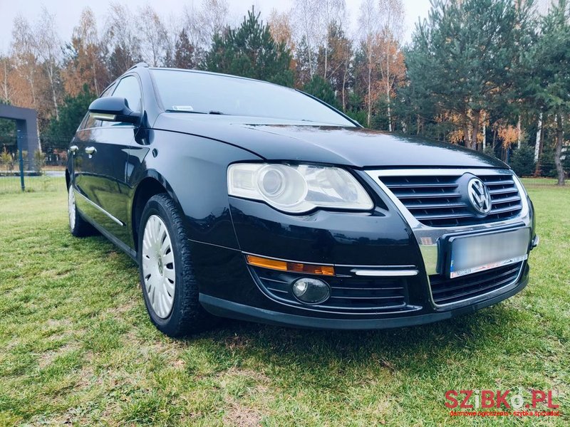 2006' Volkswagen Passat photo #1