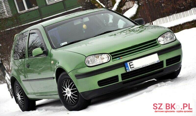 1999' Volkswagen Golf photo #1