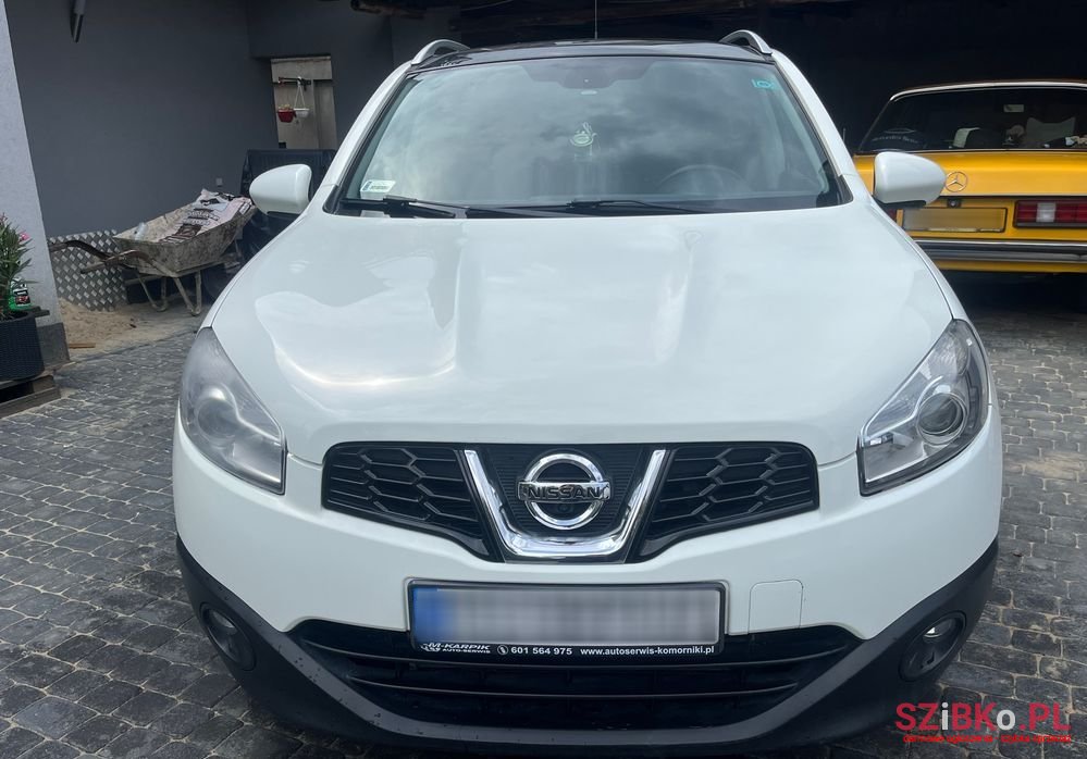 2012' Nissan Qashqai 1.6 Dci 4X4 N-Tec photo #3