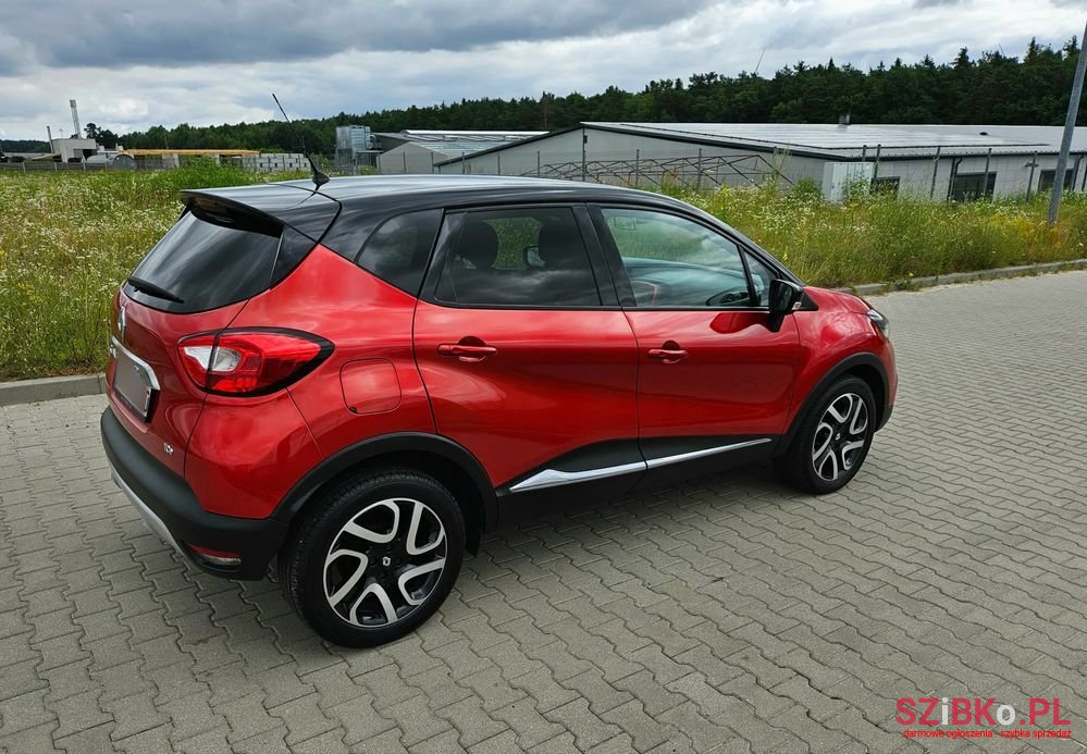 2015' Renault Captur photo #5