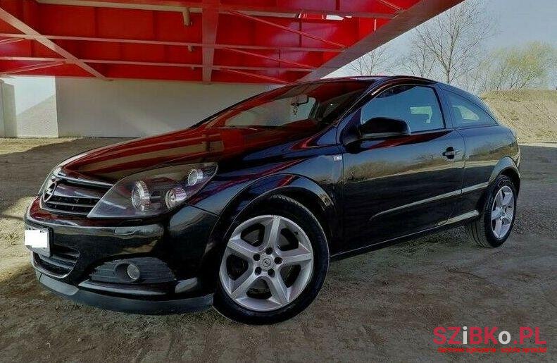 2005' Opel Astra photo #1