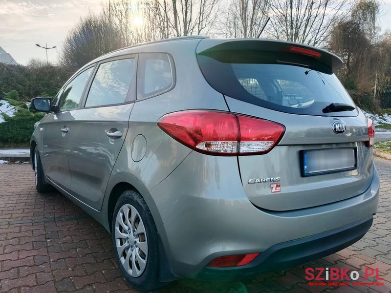 2016' Kia Carens 1.6 Gdi M photo #4