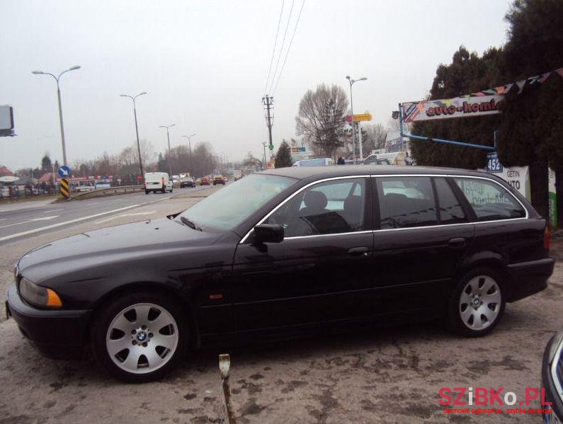 2003' BMW 520 photo #1