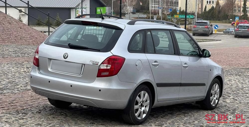 2010' Skoda Fabia 1.2 Tsi Fresh Plus photo #6