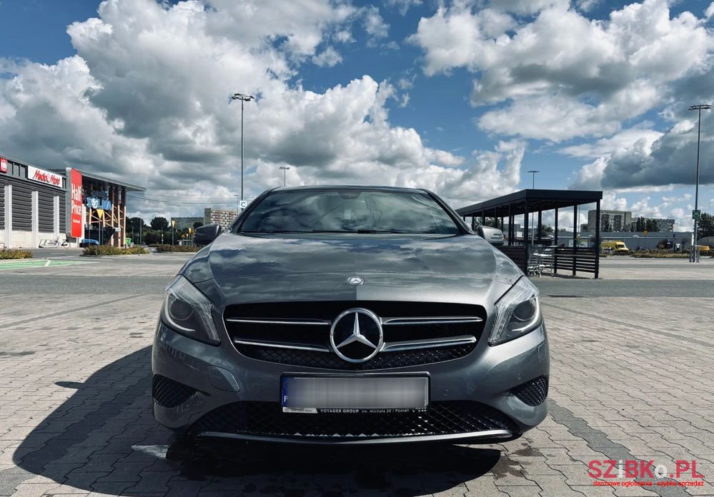 2013' Mercedes-Benz A-Class 180 photo #3