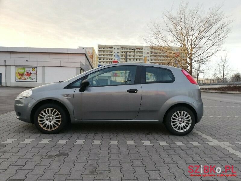 2009' Fiat Punto photo #6