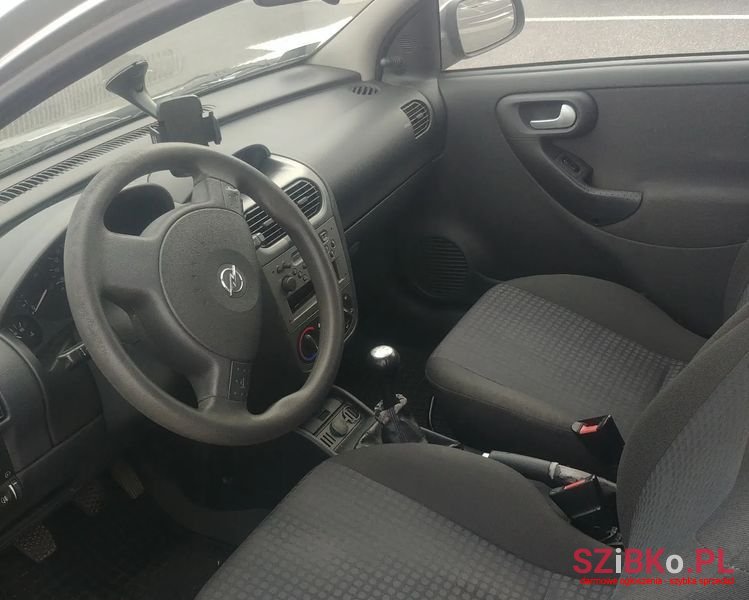 2003' Opel Corsa 1.2 16V Essentia photo #5