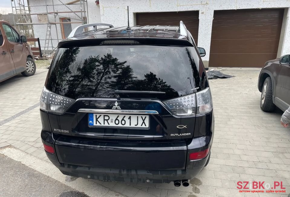 2008' Mitsubishi Outlander photo #6