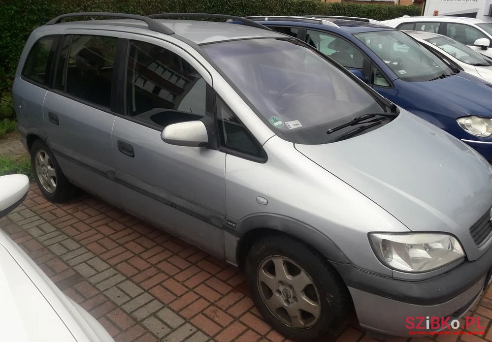 2001' Opel Zafira 1.8 16V Elegance photo #3